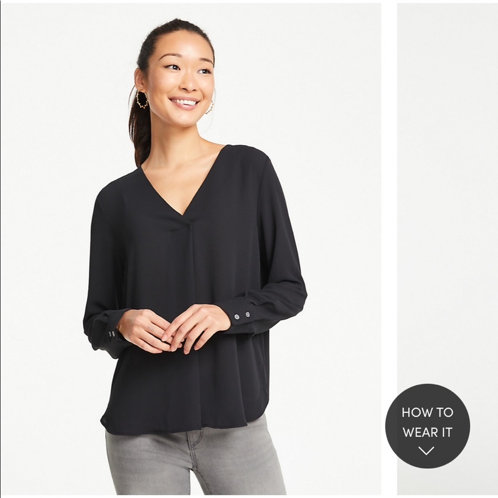 Ann Taylor Mixed Media V-Neck Blouse - XS